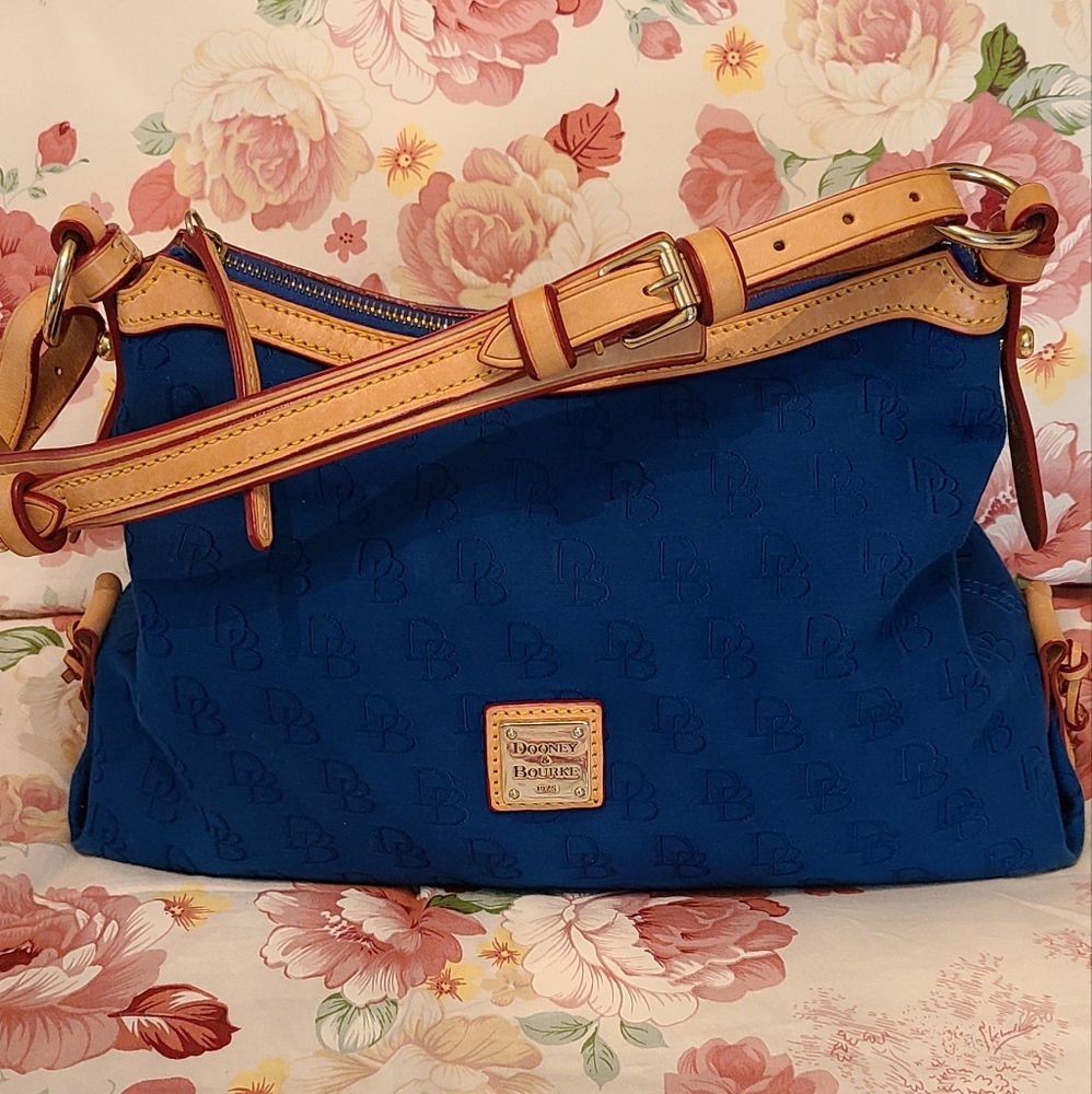 Dooney & Bourke